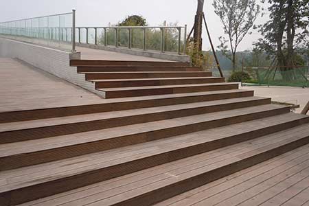 dassoXTR exterior bamboo decking used on steps and walkway