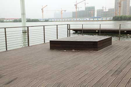Exterior walkway made of dassoXTR fused bamboo decking