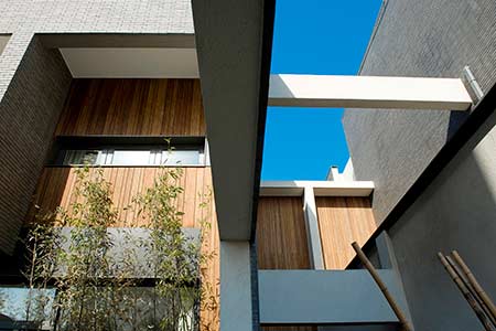 dassoXTR fused bamboo siding used on the villa exterior