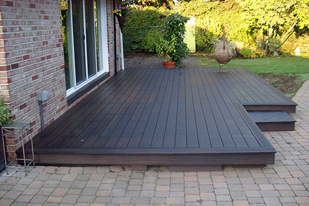 Backyard patio at private residence constructed with dassoXTR fused bamboo decking